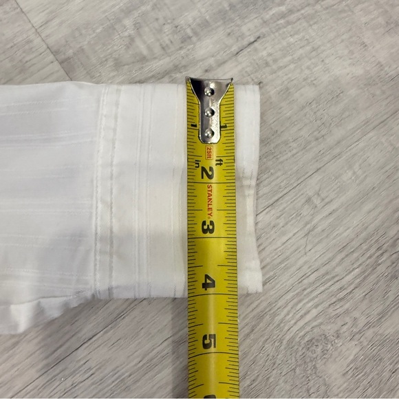 IZOD Women's White Collared Shirt size XL - Picture 14 of 16